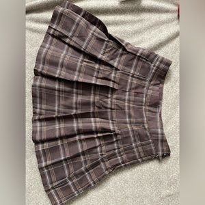 Brown pleaded skirt, plaid